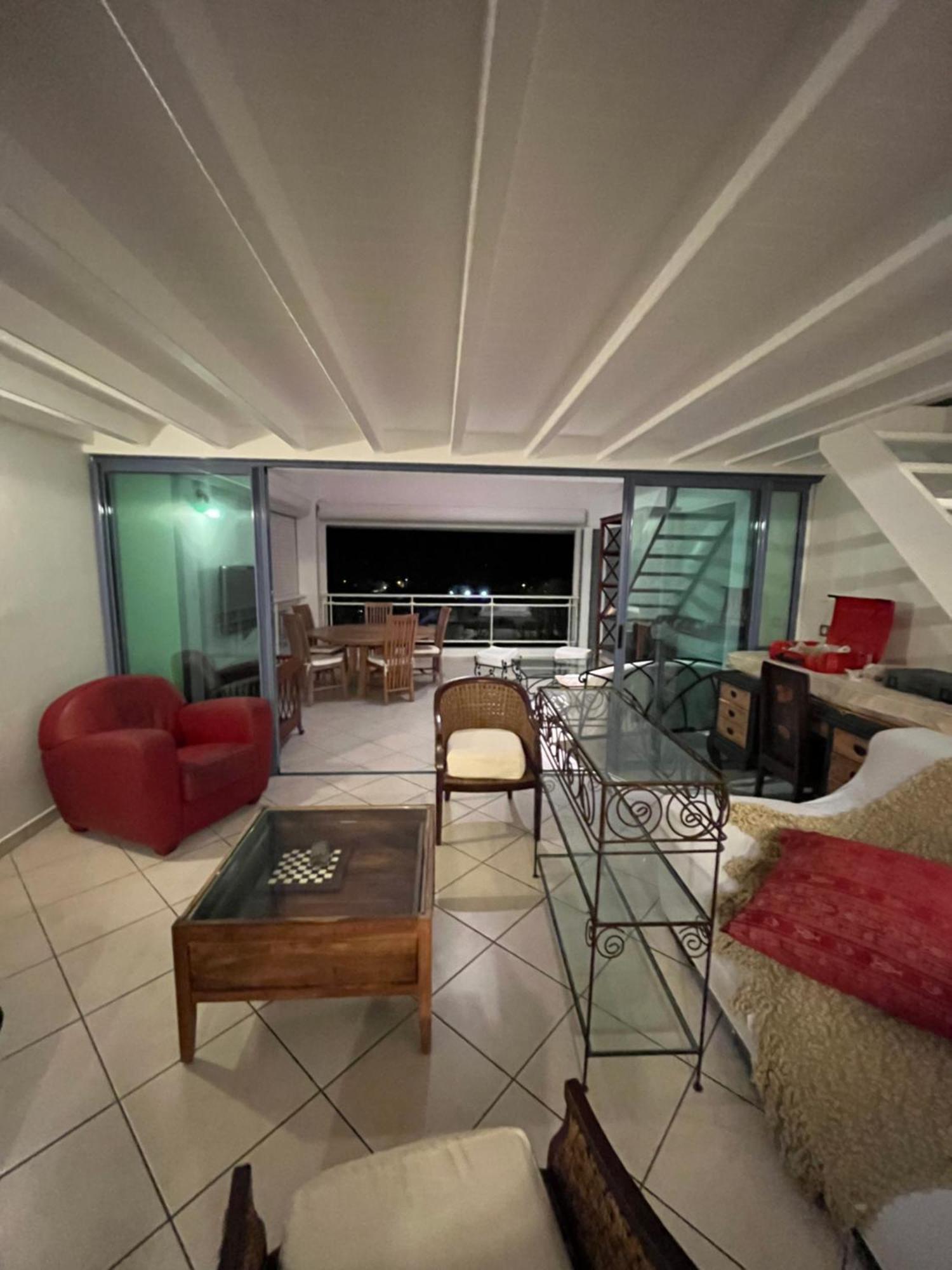 Caroline Et Walter Apartment Sainte-Anne  Bagian luar foto